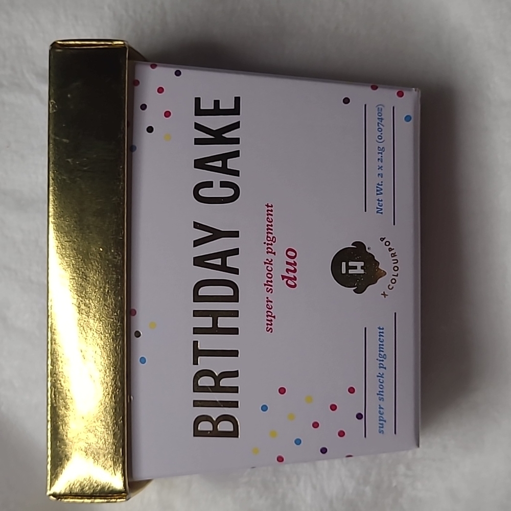 Halo Top x Colourpop Supershock Shadow Birthday Cake